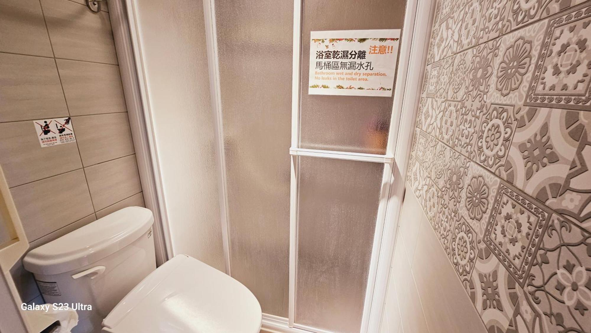 羅里濱海輕旅 Rory Hostel Luzhu Bagian luar foto