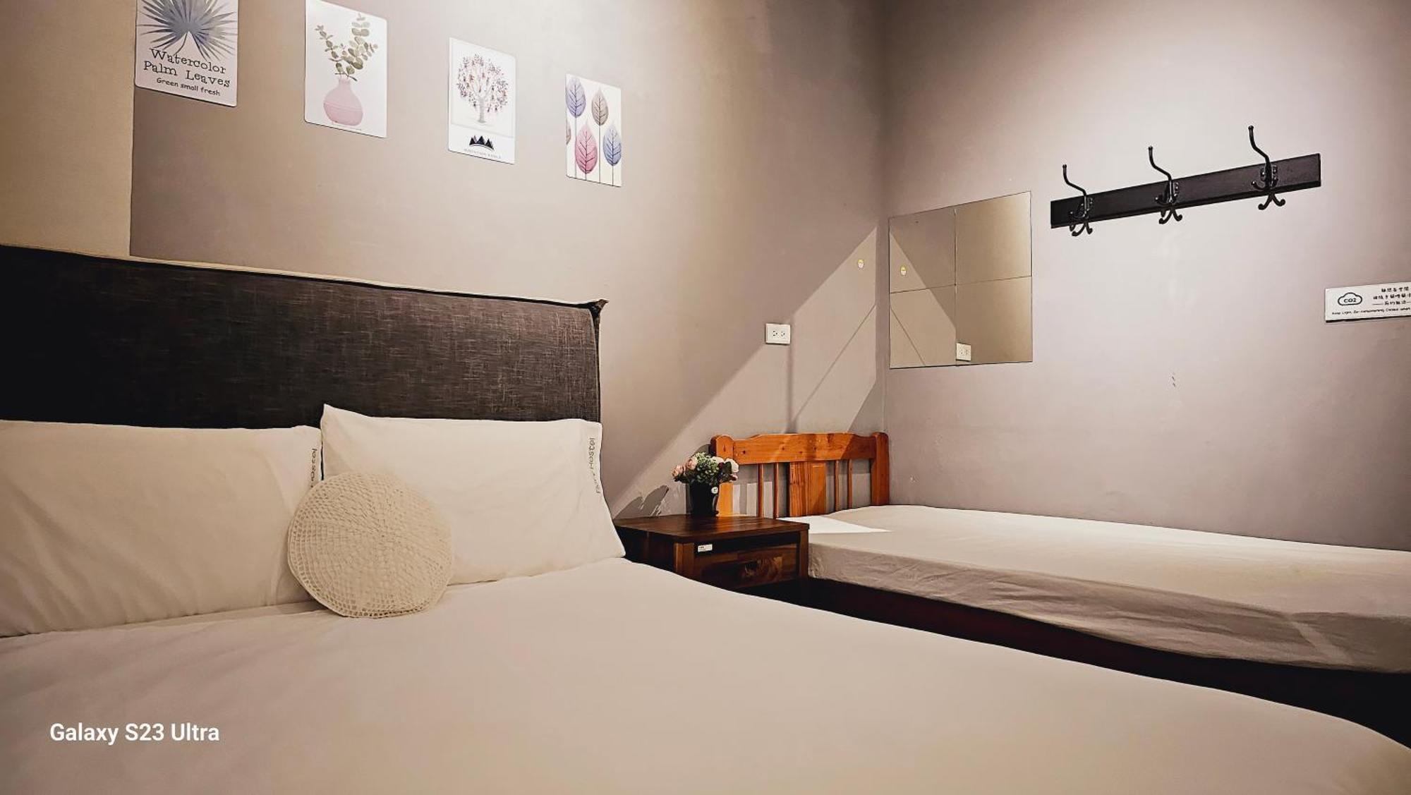 羅里濱海輕旅 Rory Hostel Luzhu Bagian luar foto