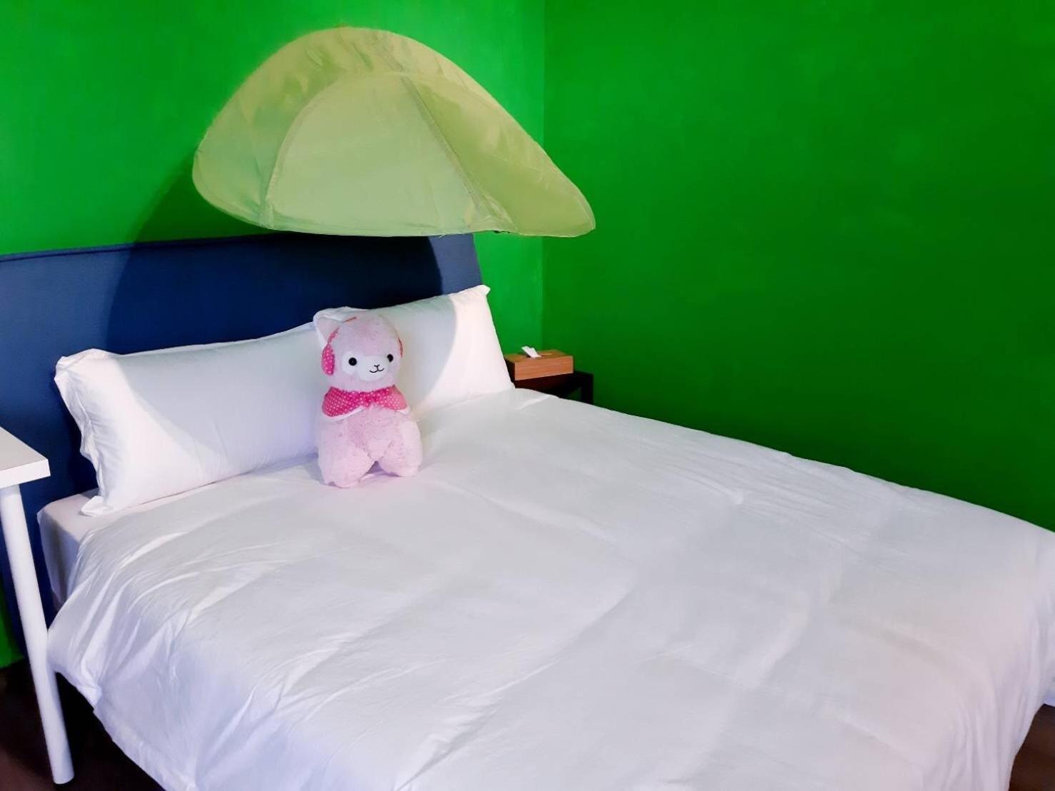羅里濱海輕旅 Rory Hostel Luzhu Bagian luar foto